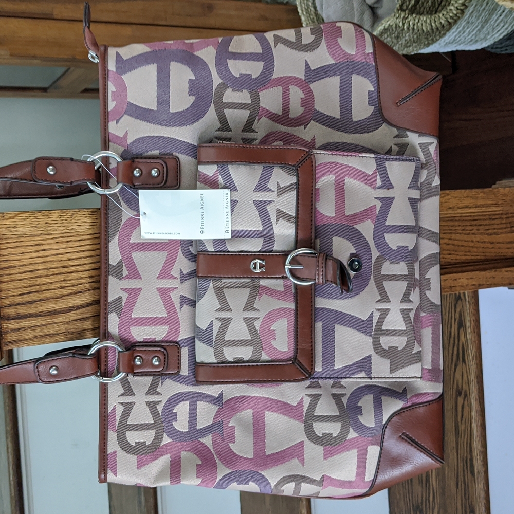 Business tote or purse you choose. Either way can't go wrong